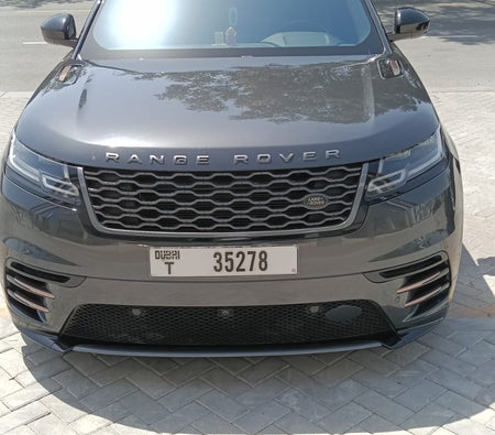 Usato Land Rover Range Rover Velar P250 Dynamic SE in Ras Al Khaimah